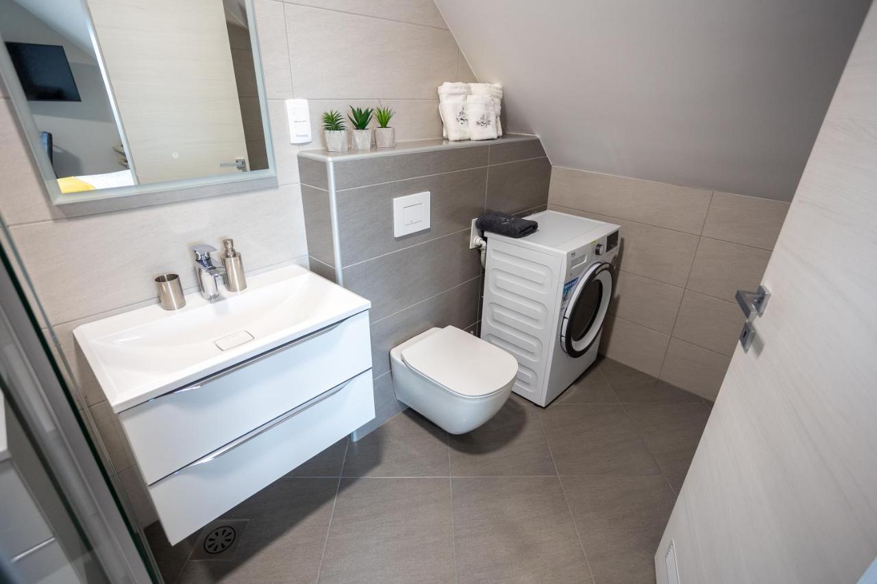 Apartmaji Pr Smolet Škofja Loka Eksteriør bilde